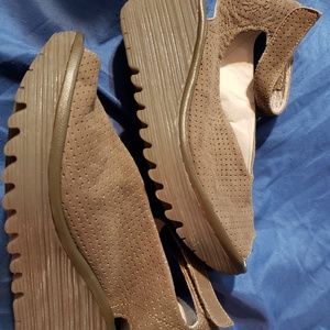 Fly London Yala Perf